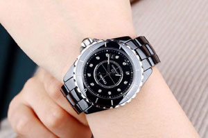 香奈儿j12的H1626二手手表回收价格上涨 回收变现已成市场主流