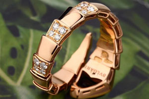 宝格丽蛇形戒指在奢侈品回收店报价几何 商家直呼创新高
