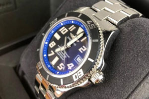 精钢蓝表盘百年灵手表在回收奢侈品实体店回收报价成焦点
