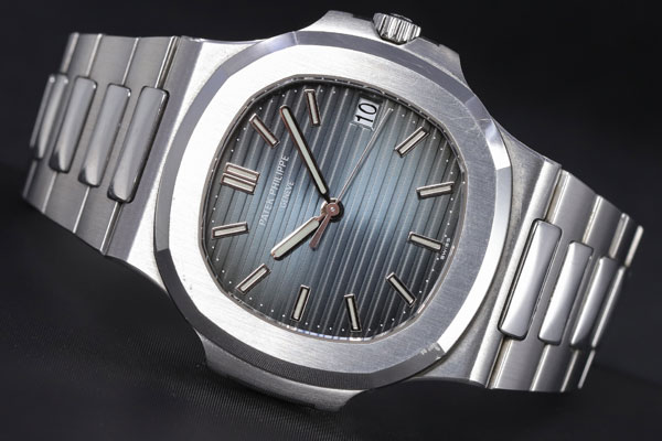 溢价表回收就是得势 百达翡丽鹦鹉螺5711手表被60万高价回收