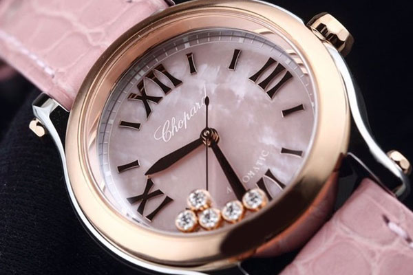 粉色系萧邦五钻回收旧手表多少钱 商家自由出价是真的吗？