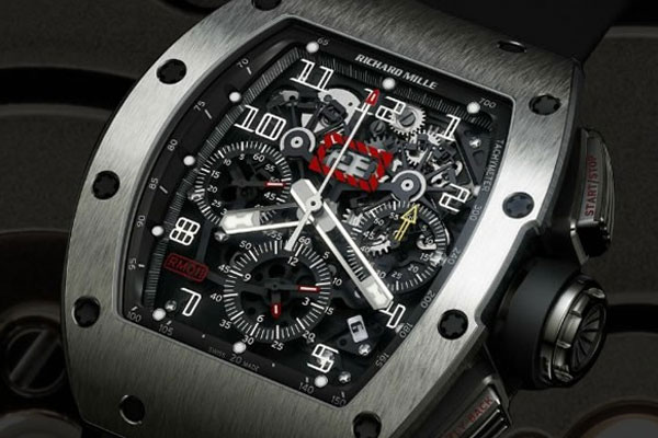 新出道又如何 实锤理查德米尔RM011手表可以回收近公价