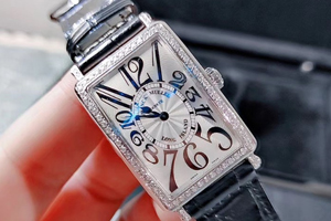 二手手表回收大概多少钱 高档品牌回收更有优势