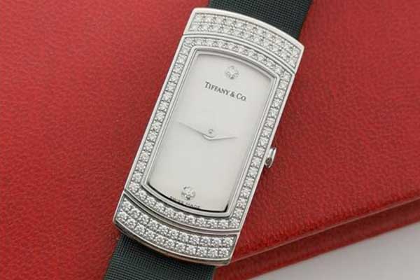 蒂芙尼18k白金手表回收价格是多少