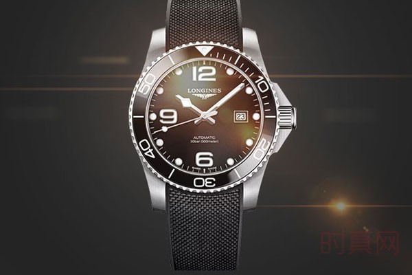 浪琴康卡斯潜水系列L3.781.4.56.6手表