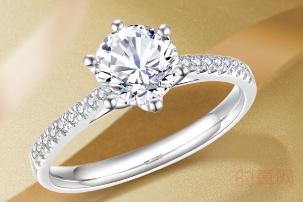 奢侈品克徕帝传承系列六爪钻石戒指