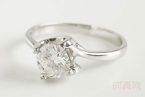 结婚时候戴过的钻石戒指还能卖吗