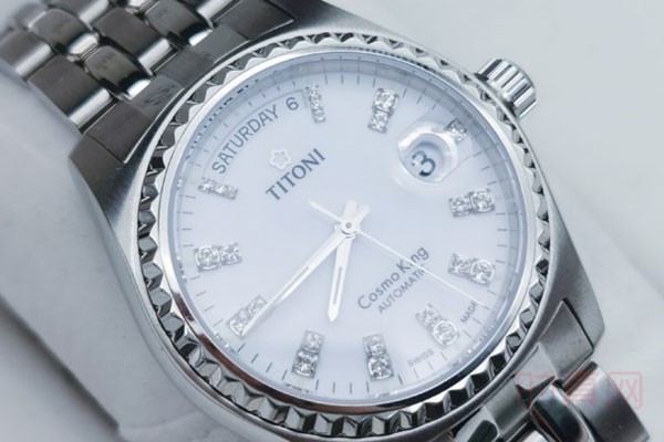 瑞士titoni手表回收渠道为何大受限制