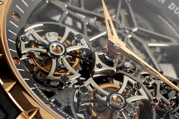 玫瑰金材质的罗杰杜彼手表回收价格颠覆想象