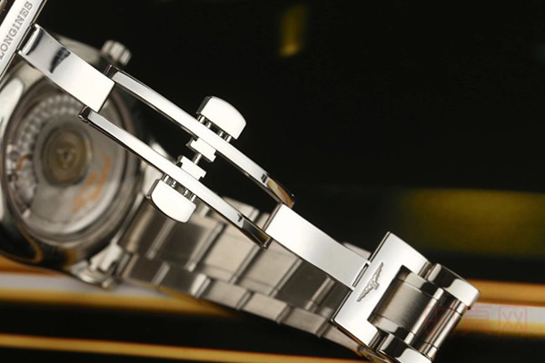 售价一万多的全新浪琴手表回收多少钱