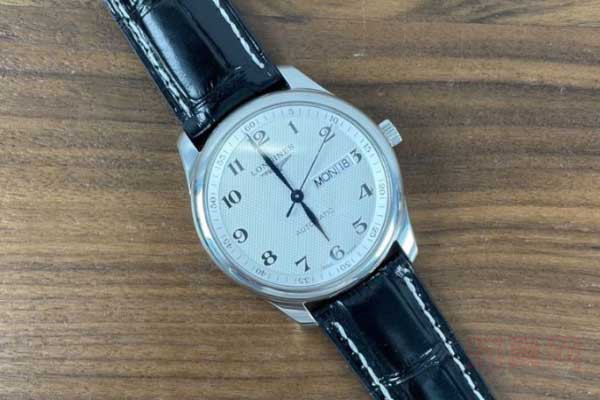 手表回收店是怎么查询浪琴手表价格的
