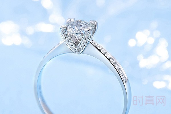 售价为8千的钻石戒指回收多少钱